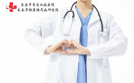 女性荨麻疹病因,女性为什么会得荨麻疹